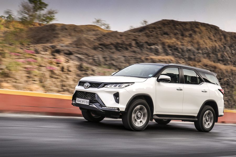 Toyota Fortuner Legender