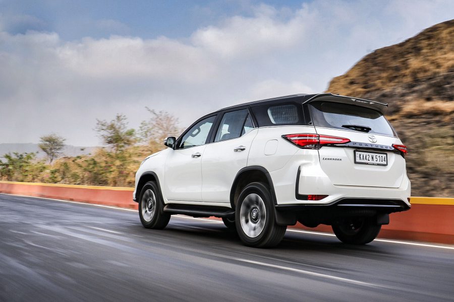Toyota Fortuner Legender