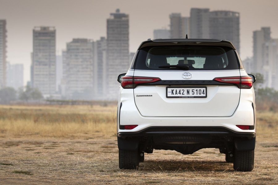 Toyota Fortuner Legender