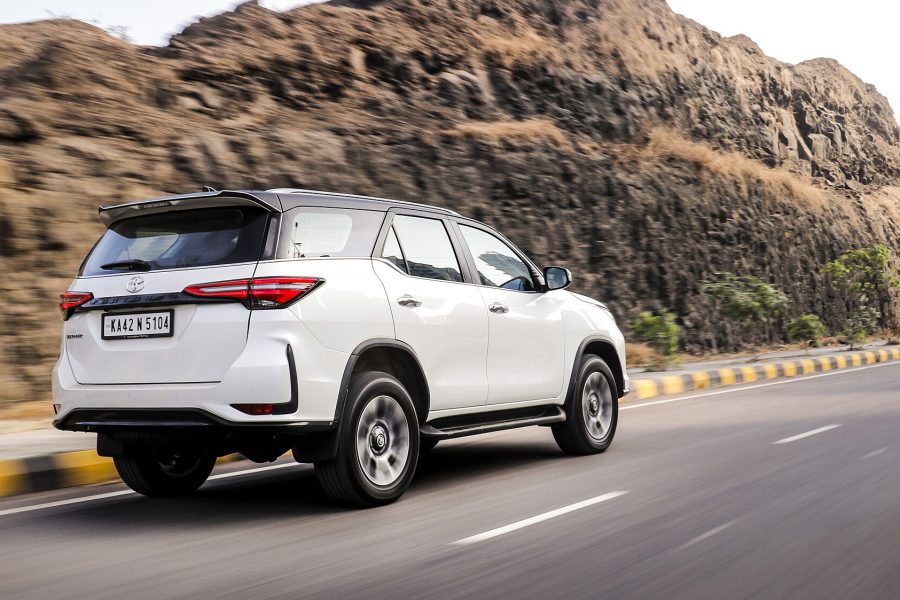Toyota Fortuner Legender